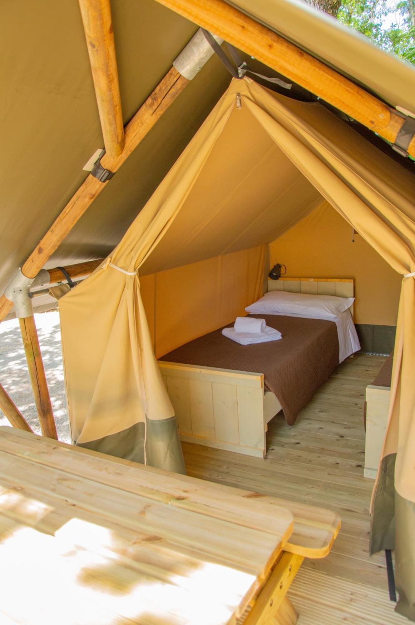 Luxor Chianti Glamping Village Кастелина ин Шианти Экстерьер фото