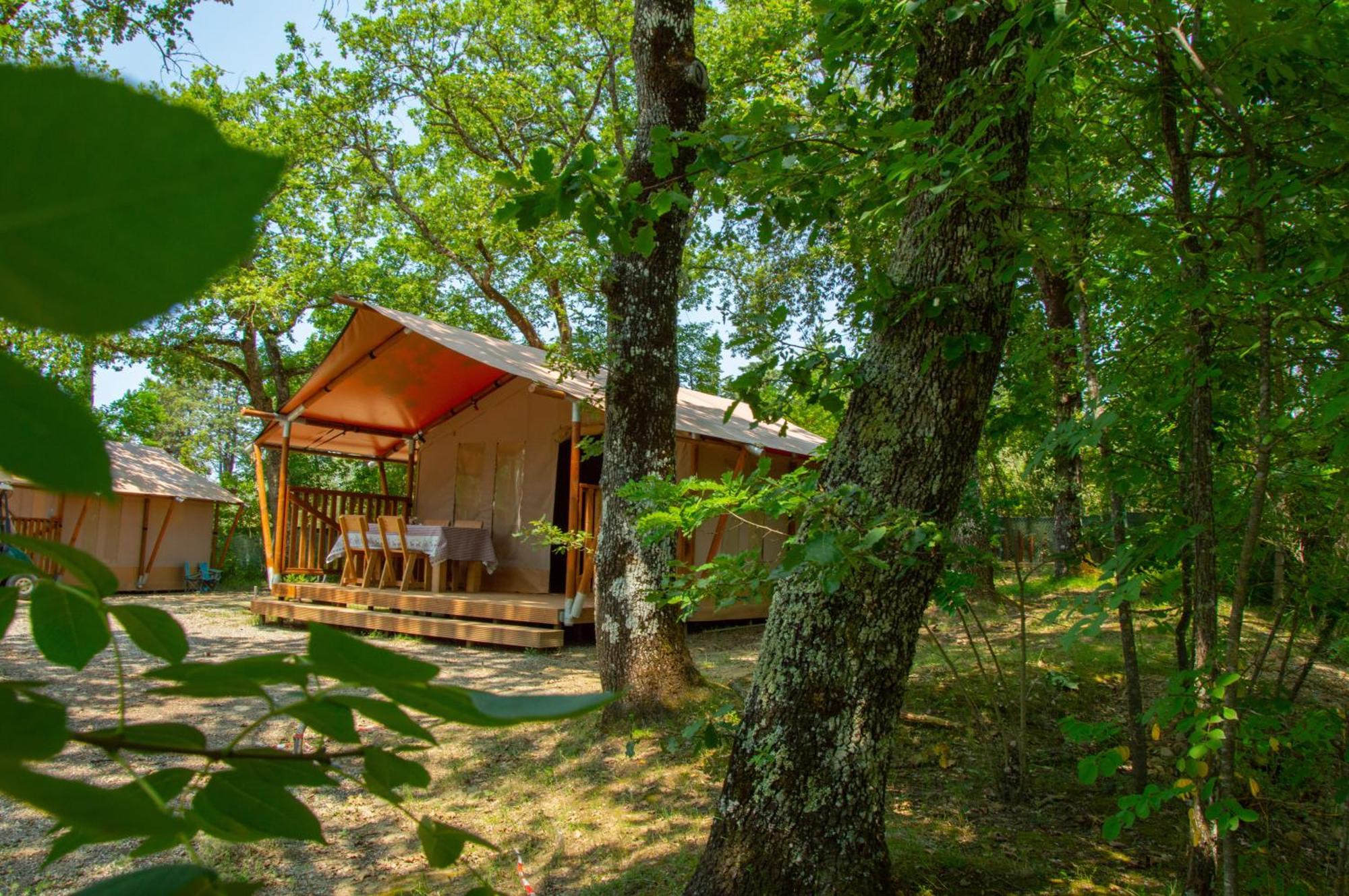 Luxor Chianti Glamping Village Кастелина ин Шианти Экстерьер фото